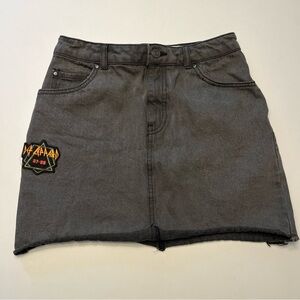 Junk Food Def Leppard Denim Mini Skirt, size 3, faded black​